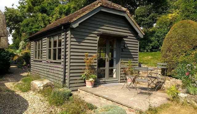 Bright and Airy Garden Room.