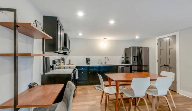 Bright And Airy-Historic Franklin Quadplex