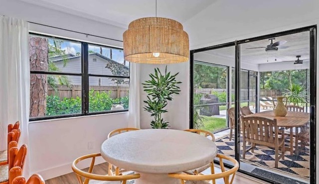 Bright and beautiful coastal Jupiter home