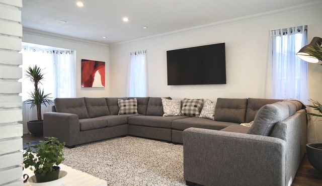 Bright and breezy cottage in the Village of Wellington - Long-Stay Rental