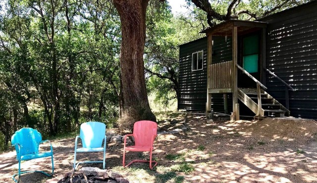 Bright and Cheery Riverside Cabin in Texas Wine Country