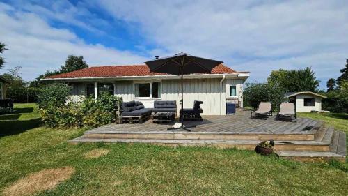 Bright And Cozy Summer House With Spa And Sauna