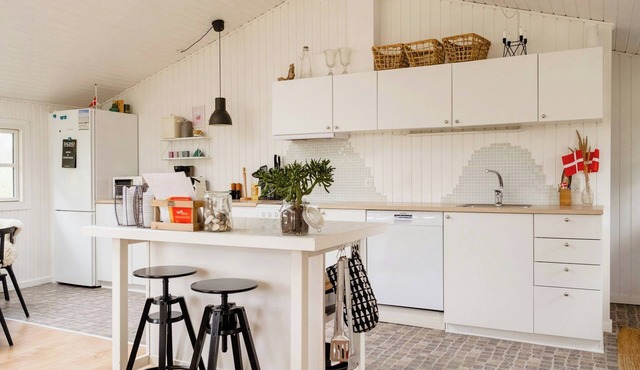 Bright and lovely summerhouse in Løkken