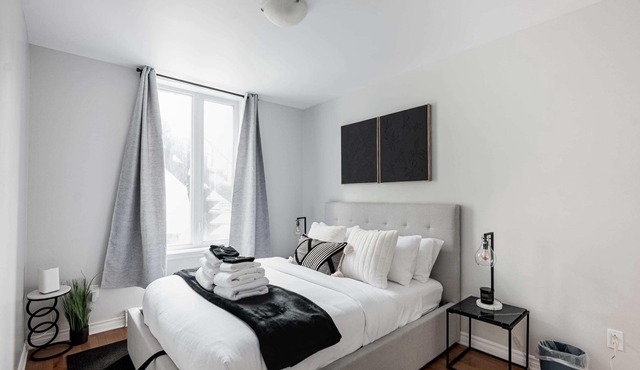 Bright and Modern Apartment for 4Ppl
