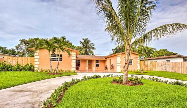 Bright and Modern Delray Home 2 Mi to Atlantic Ave!