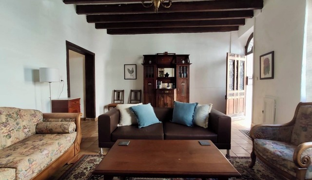 Bright and spacious authentic French townhouse with courtyard, sleeps up to 6