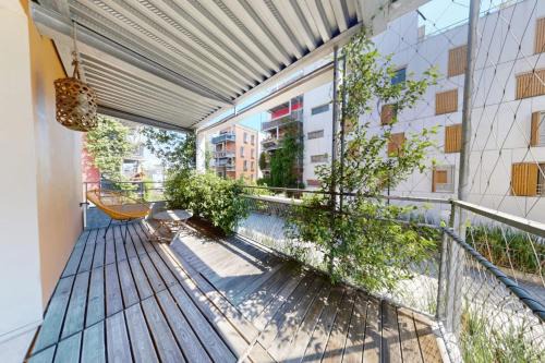 Bright and spacious apartment near Paris