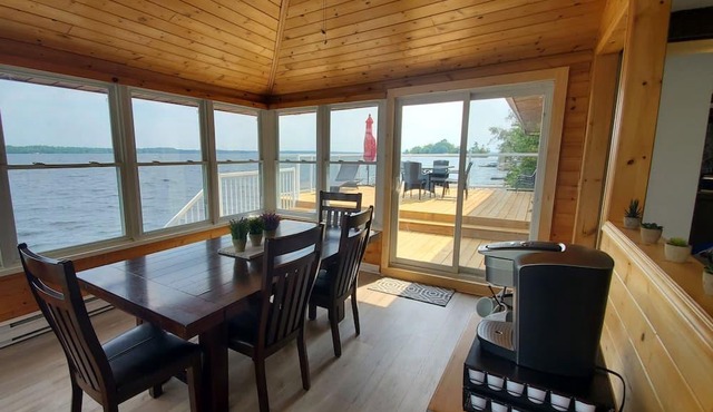 Bright and Spacious Four bedroom Cottage for Rent in Fenelon Falls