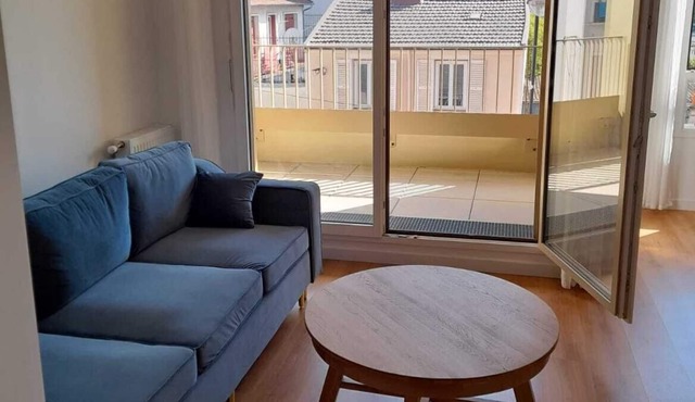 Bright and spacious, with closed parking, 4 people