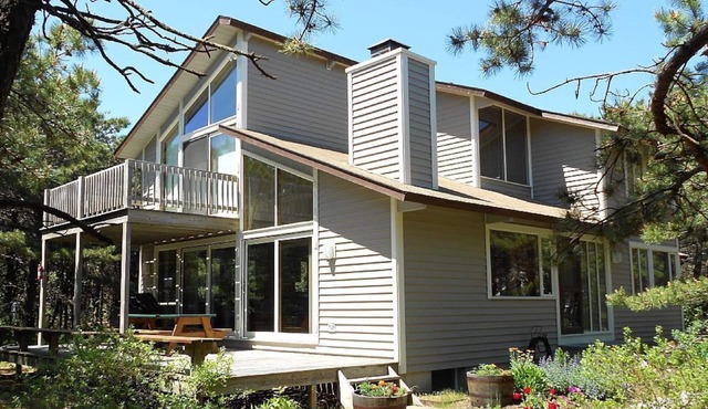 Bright and Spacious Near Beaches on Lt. Island (1694)