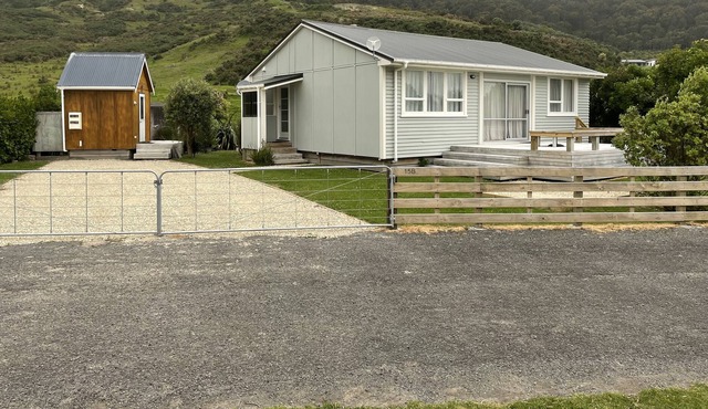 Bright and Sunny Mahia Beach Bach