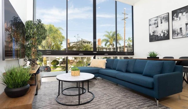 Bright and Trendy | Panoramic | Chic | Prime Location