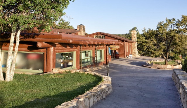 Bright Angel Lodge – Inside the Park