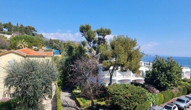 Bright Appartment, perfect location