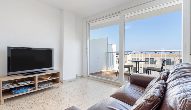 Bright apartment in Costa Daurada