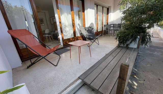 Bright apartment close to the beach, fully equipped and everything on foot!