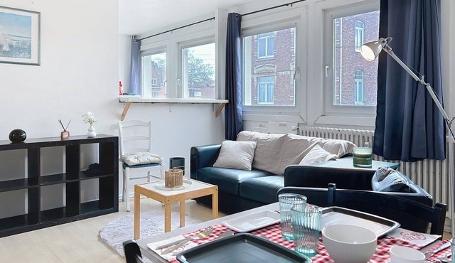 Bright apartment for 4 people 5 minutes from the center of Lille