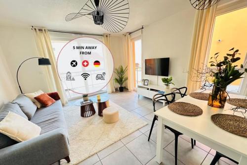 Bright Apartment 5 min from BASEL with Balcony & Free Private Parking