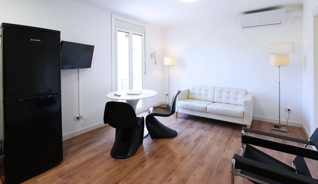 Bright Apartment in the Center of Arenys