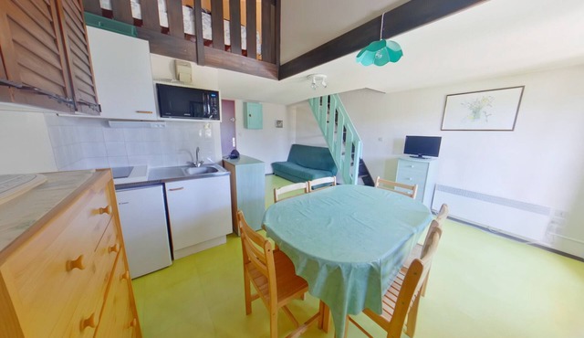 Bright apartment for 6 in Prémanon center