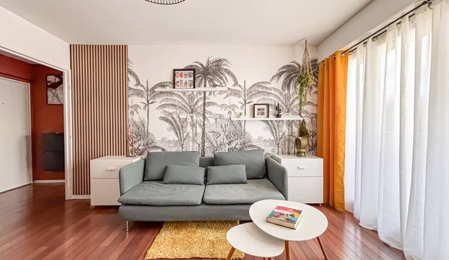 Bright apartment near Paris - sleeps 4