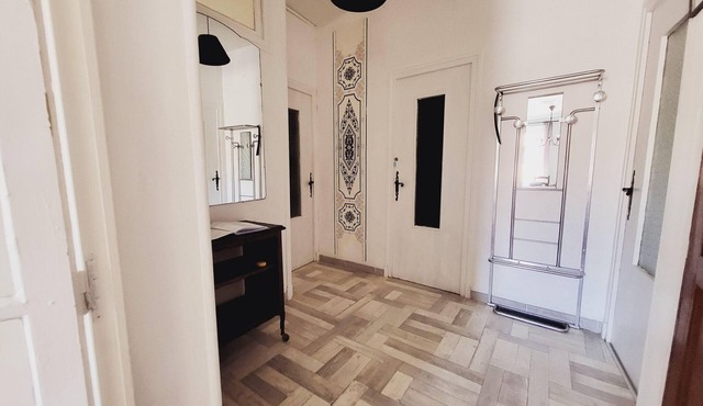 Bright apartment in Saint Ambroix near amenities