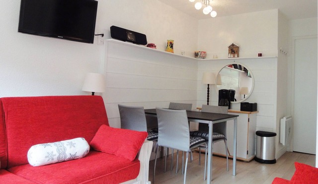 Bright apartment, ideal for family, ski-in-ski-out