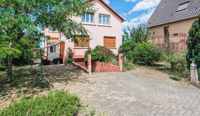 Bright apartment in Lingolsheim for 6 people