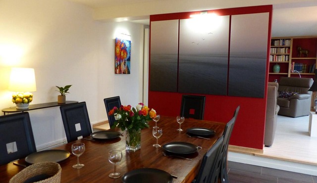 Bright apartment in Moulins with terrace near the center