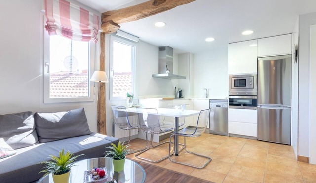 Bright apartment in Mundaka, perfect for couples and families, near the beach