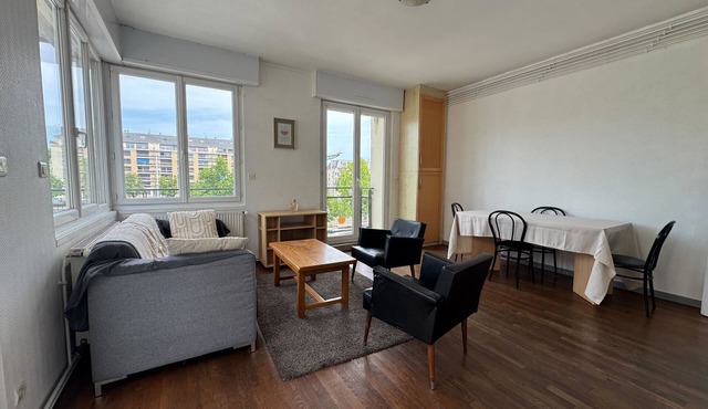 Bright apartment near Château de Caen