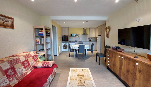 Bright apartment, south balcony, 5 pers in the heart of Méaudre