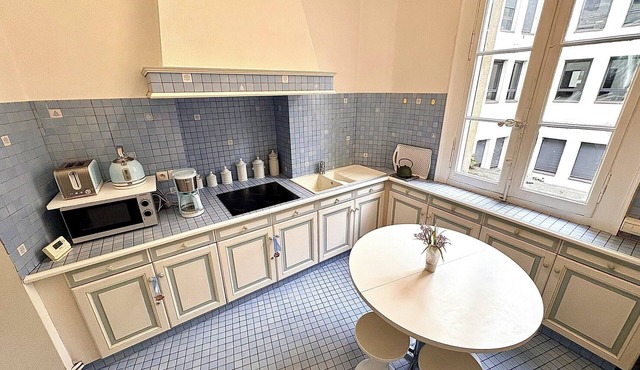 Bright apartment with a private balcony