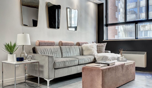 Bright Apartment with All Amenities