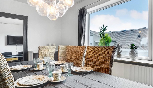 Bright apartment with whirlpool in a quiet location.