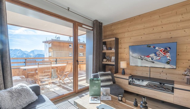 Bright apartment with terrace and parking in Alpe d'Huez