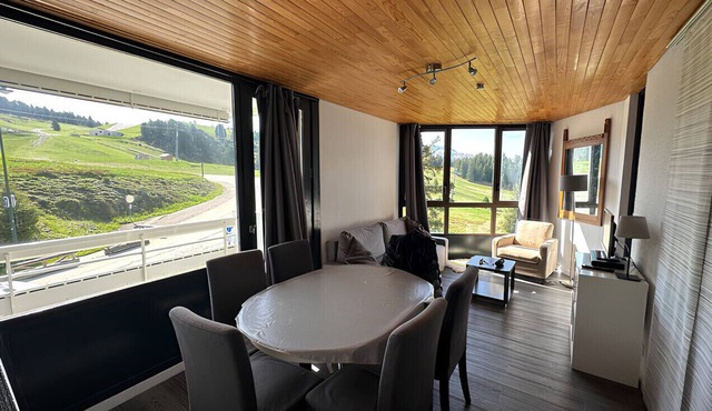 Bright apt 4/6 ppl, balcony, nears the slopes