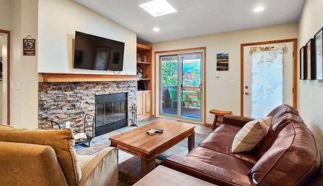 Bright Baldy 2BD - Near Trailheads!