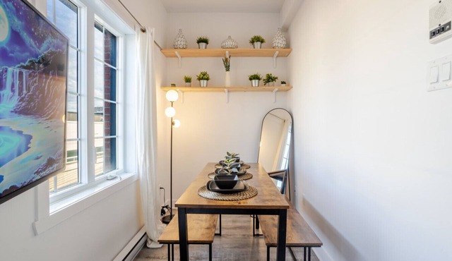 Bright & Beautiful 3 Bedroom in Griffintown