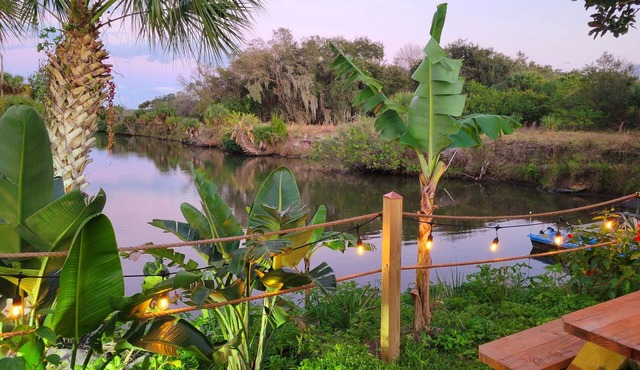 Bright, Beautiful and Clean Intracoastal Home