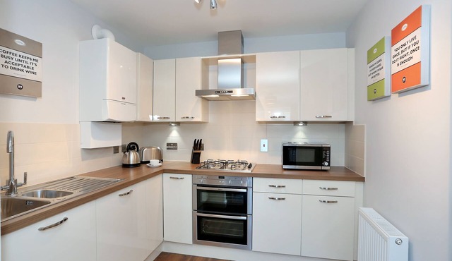 Bright Birchlee Home in Inverurie, Scotland