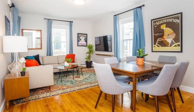 Bright Boston House | near T