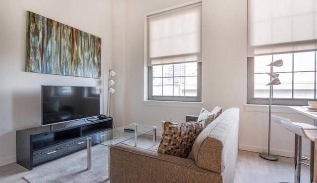 Bright Boston Studio | Financial district | Beacon hill