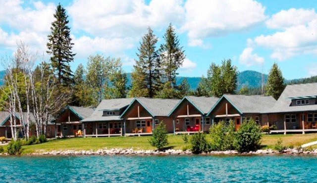 Bright, breezy, and close to the shoreline, "Beach Attitude" captures lakeside fun and easy resort living all year long!