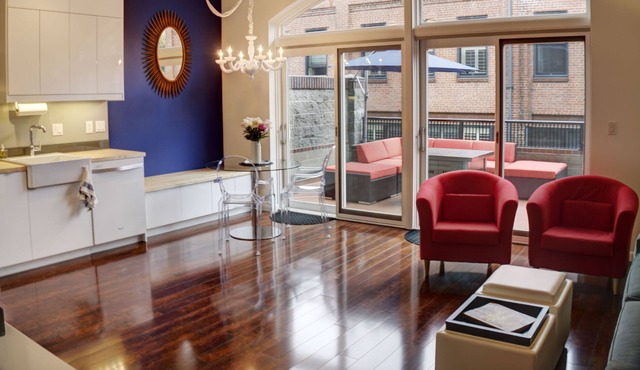 Bright, Calm Contemporary Loft - Prime Pearl Loc.: restaurants, boutiques & more