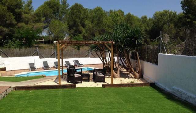 Bright Casa Els Cards close to Sitges, A/C