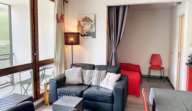 Bright central apartment with balcony