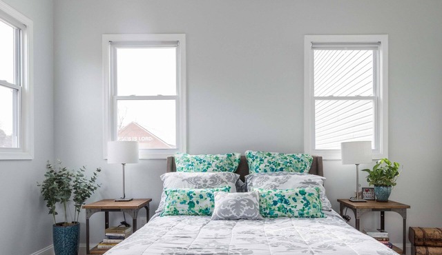 Bright Charming Guesthouse Close to Downtown DC