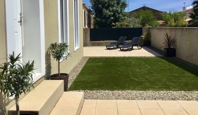 Bright cheerful 3 Bedroom home over single level with fantastic outdoor space.