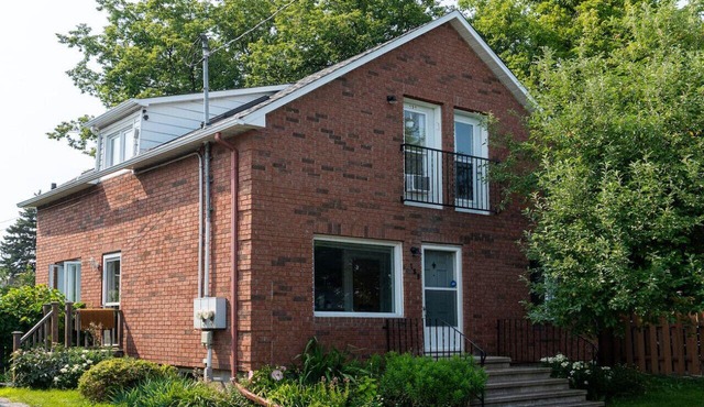 Bright + clean 2-bedroom home in Gatineau, QC